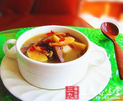 吃什么補(bǔ)腎效果最好，食物的選擇與營養(yǎng)搭配，食物選擇與營養(yǎng)搭配，補(bǔ)腎最佳食物推薦